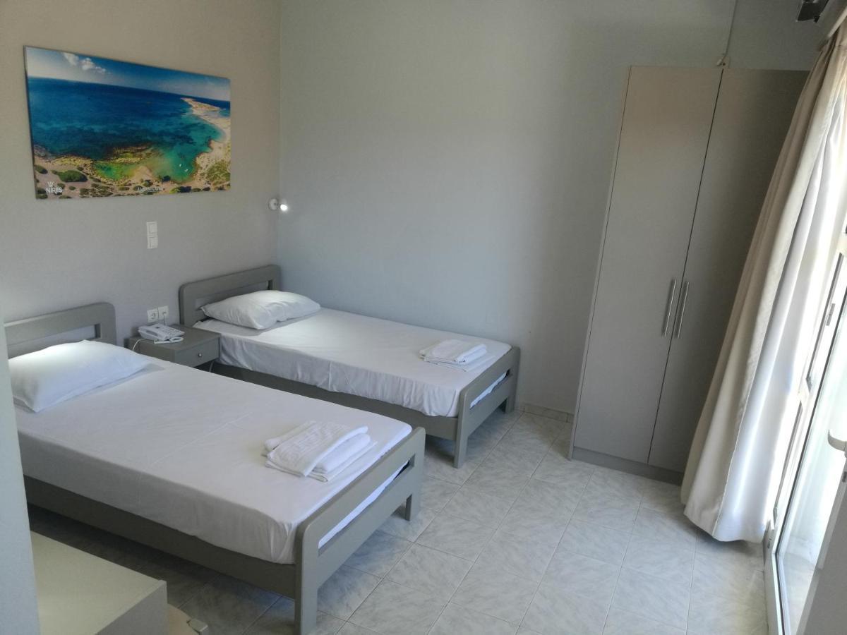 Niriis Hotel Като-Дарацо Екстер'єр фото